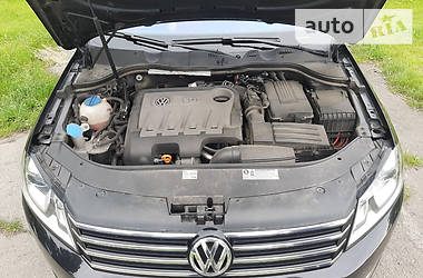Універсал Volkswagen Passat 2012 в 