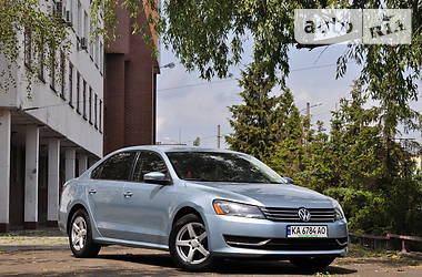Седан Volkswagen Passat 2012 в 