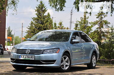 Седан Volkswagen Passat 2012 в 