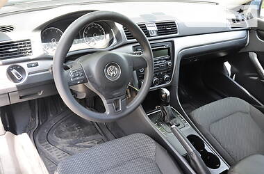 Седан Volkswagen Passat 2012 в 