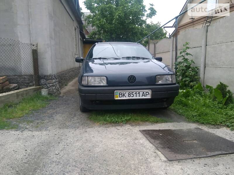 Volkswagen Passat 1992