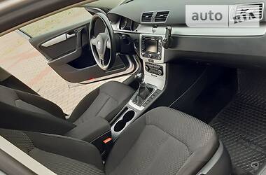 Універсал Volkswagen Passat 2011 в 