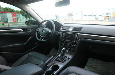 Седан Volkswagen Passat 2016 в 