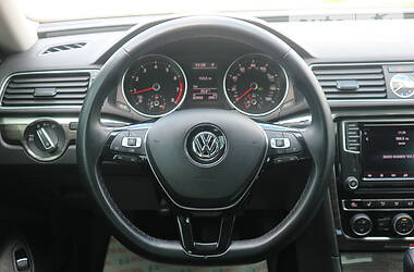 Седан Volkswagen Passat 2016 в 