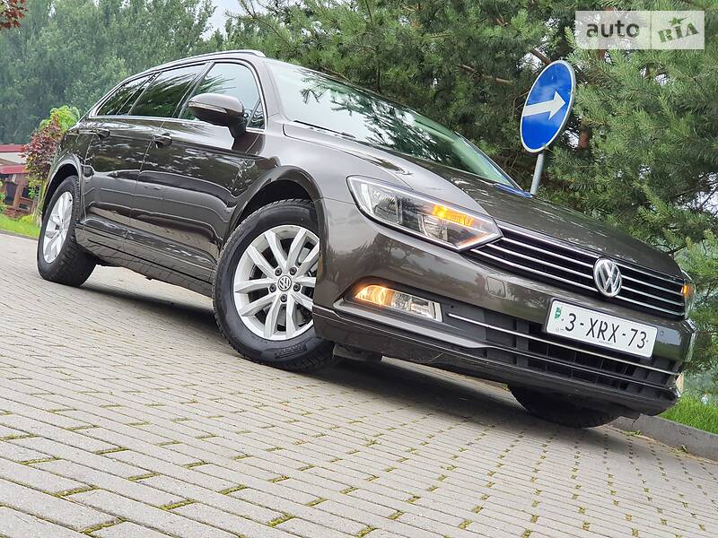 Універсал Volkswagen Passat 2015 в Дрогобичі