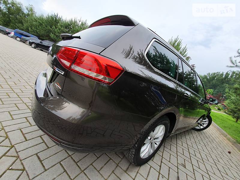 Універсал Volkswagen Passat 2015 в Дрогобичі