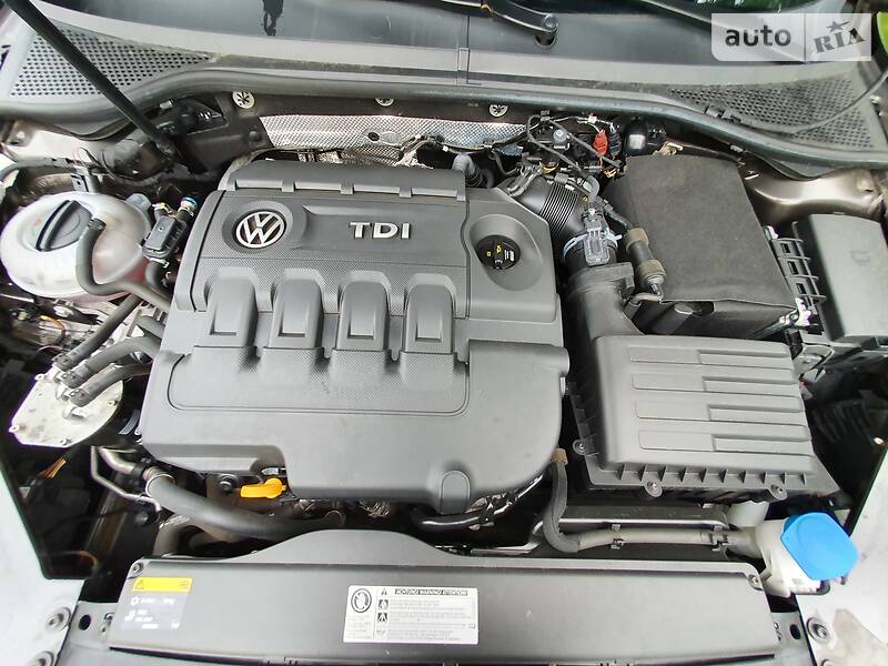 Універсал Volkswagen Passat 2015 в Дрогобичі