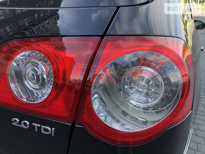 Універсал Volkswagen Passat 2010 в Львові фото 47 Універсал Volkswagen Passat 2010 в Львові