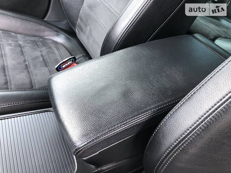 Універсал Volkswagen Passat 2010 в Львові фото 62 Універсал Volkswagen Passat 2010 в Львові