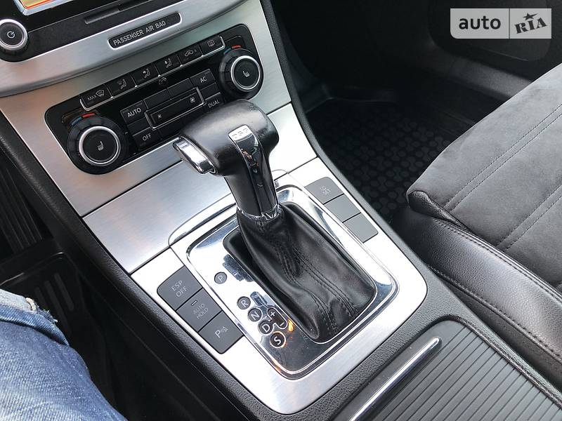 Універсал Volkswagen Passat 2010 в Львові фото 68 Універсал Volkswagen Passat 2010 в Львові