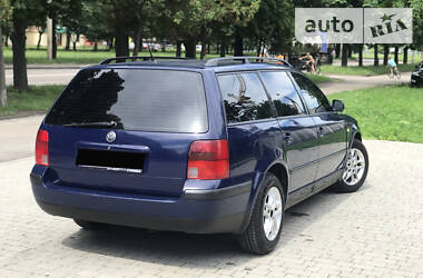 Хетчбек Volkswagen Passat 1999 в 