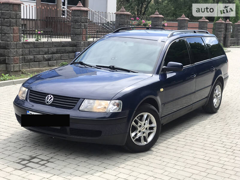 Хетчбек Volkswagen Passat 1999 в 