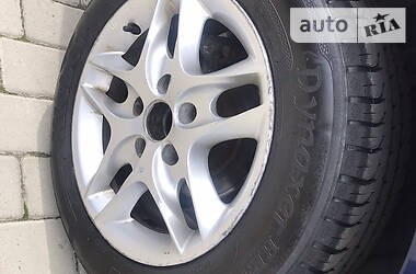 Хетчбек Volkswagen Passat 1999 в 