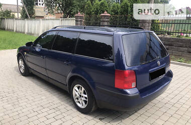 Хетчбек Volkswagen Passat 1999 в 
