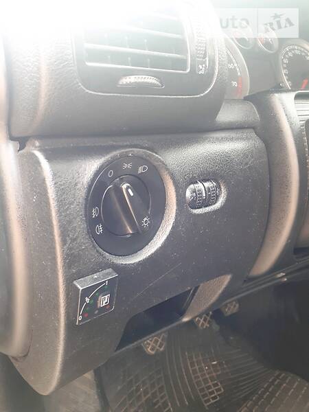 Універсал Volkswagen Passat 2001 в Рівному фото 18 Універсал Volkswagen Passat 2001 в Рівному