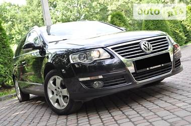 Універсал Volkswagen Passat 2008 в Дрогобичі