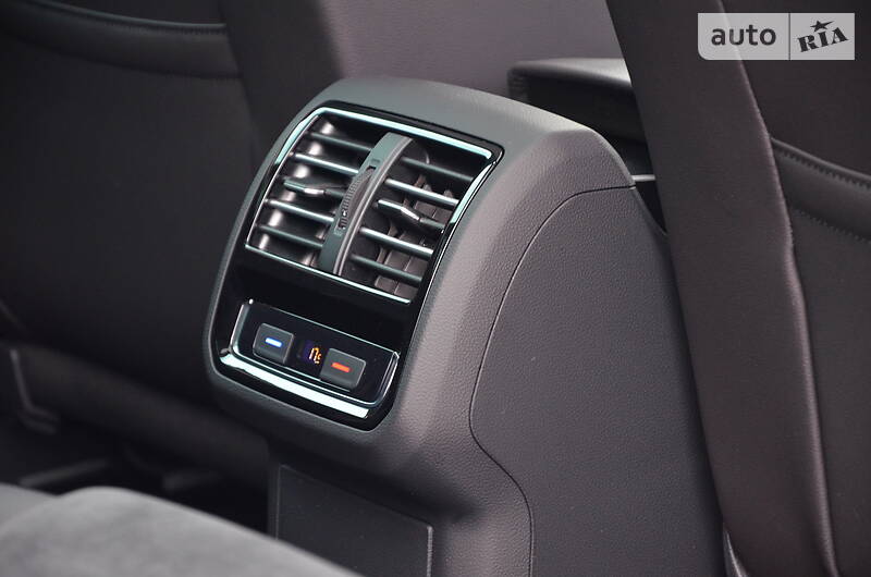 Універсал Volkswagen Passat 2015 в Луцьку