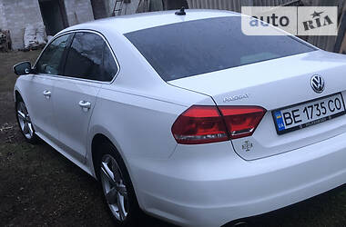 Седан Volkswagen Passat 2012 в 