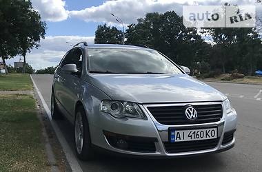 Універсал Volkswagen Passat 2006 в 