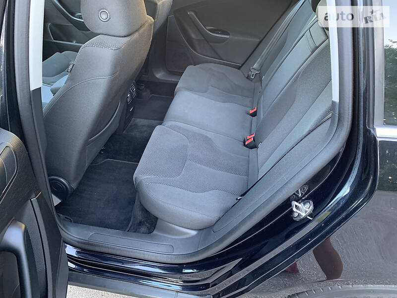 Універсал Volkswagen Passat 2010 в Києві