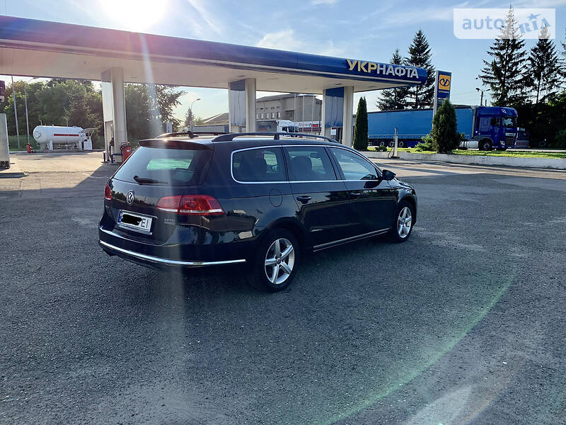 Універсал Volkswagen Passat 2011 в Коломиї