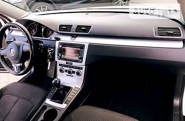 Седан Volkswagen Passat 2012 в 
