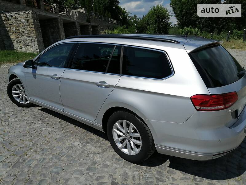 Універсал Volkswagen Passat 2015 в Кам'янець-Подільському