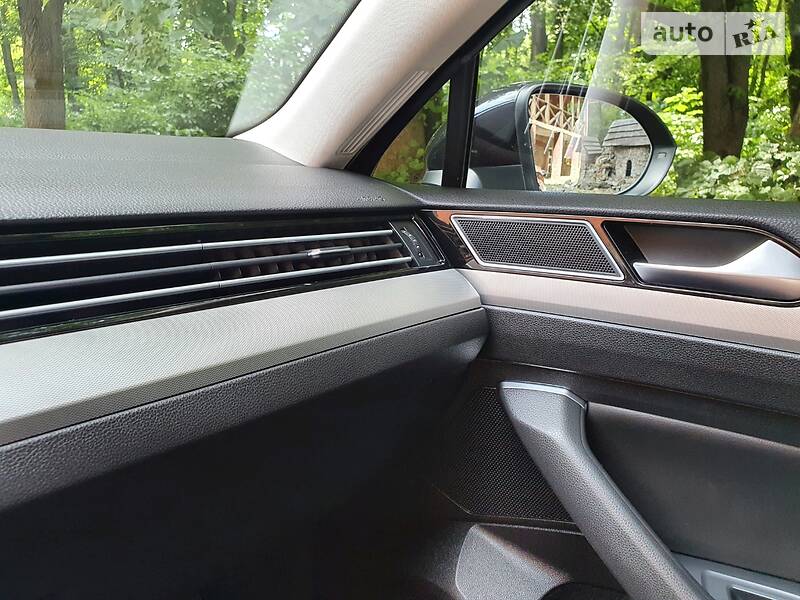 Універсал Volkswagen Passat 2015 в Вінниці