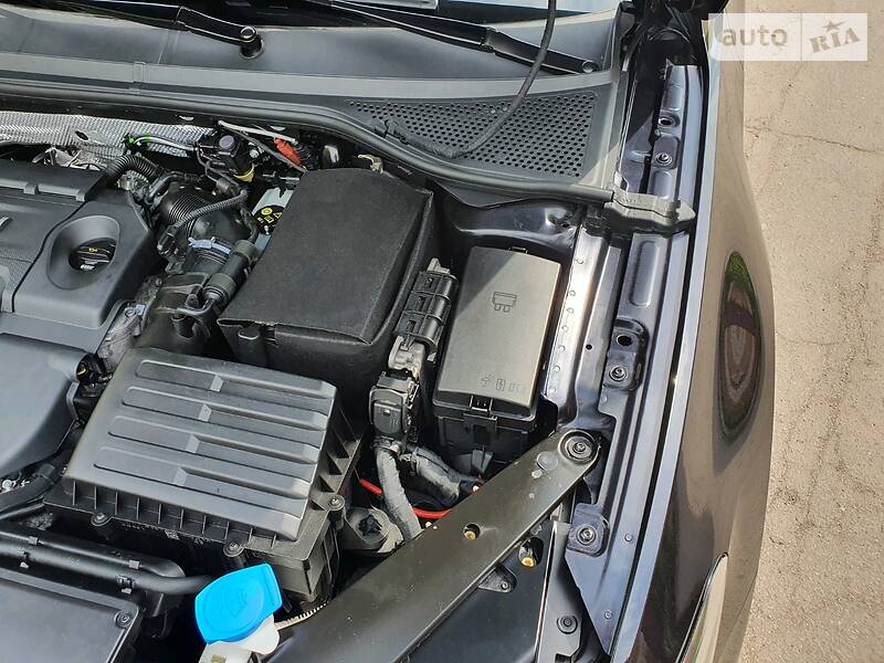 Універсал Volkswagen Passat 2015 в Вінниці