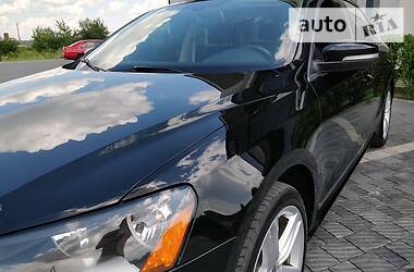 Седан Volkswagen Passat 2012 в 