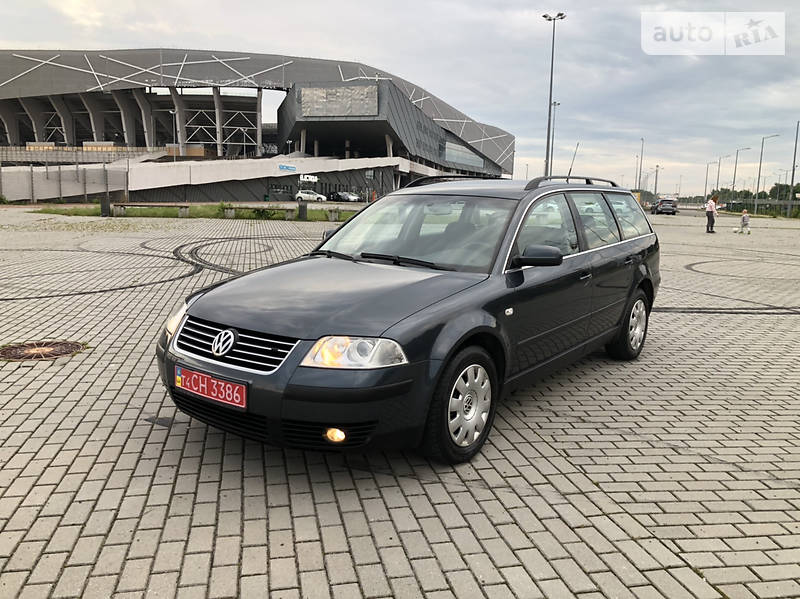 Универсал Volkswagen Passat 2002 в Львове