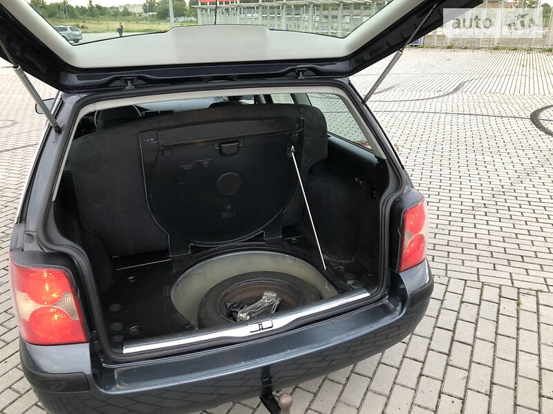 Универсал Volkswagen Passat 2002 в Львове