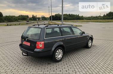 Універсал Volkswagen Passat 2002 в 