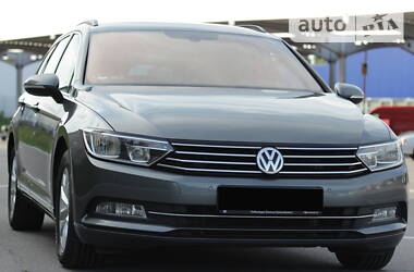 Универсал Volkswagen Passat 2016 в Виннице