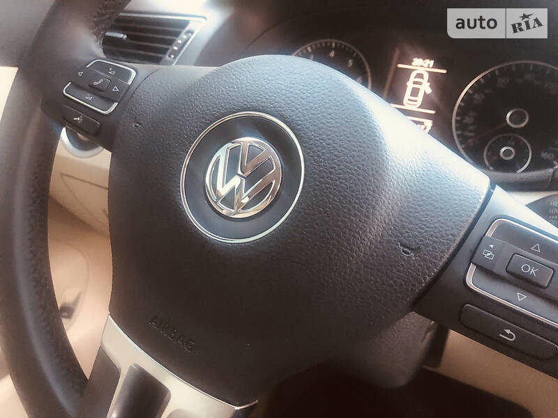 Седан Volkswagen Passat 2013 в Харкові фото 27 Седан Volkswagen Passat 2013 в Харкові