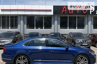 Седан Volkswagen Passat 2016 в 