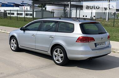 Універсал Volkswagen Passat 2013 в 