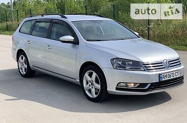 Універсал Volkswagen Passat 2013 в 