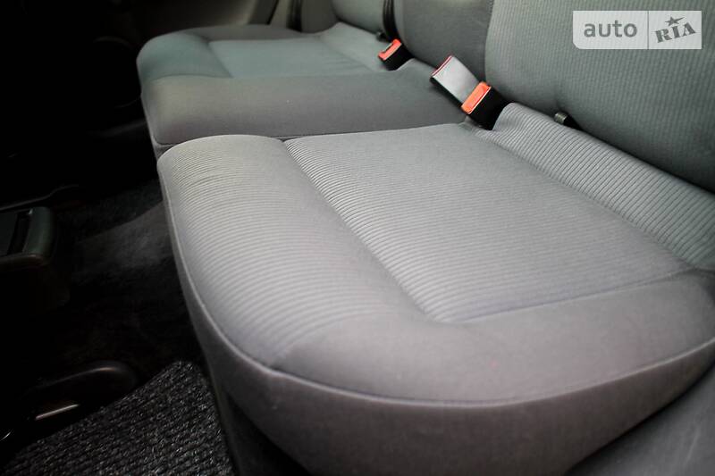 Універсал Volkswagen Passat 2005 в Полтаві фото 94 Універсал Volkswagen Passat 2005 в Полтаві