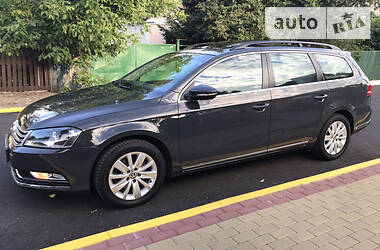 Универсал Volkswagen Passat 2012 в Ирпене