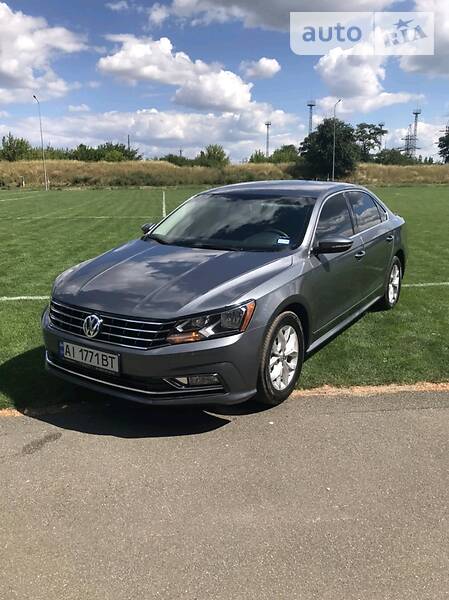 Універсал Volkswagen Passat 2016 в Києві фото Універсал Volkswagen Passat 2016 в Києві