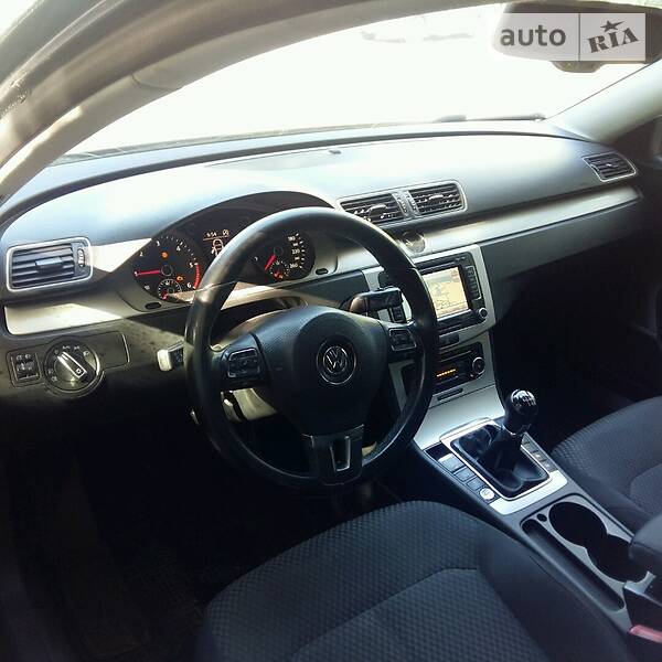 Універсал Volkswagen Passat 2010 в Хусті