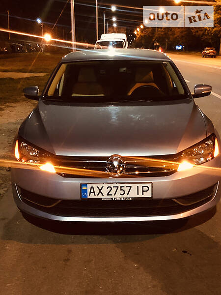 Седан Volkswagen Passat 2013 в Харкові фото 36 Седан Volkswagen Passat 2013 в Харкові