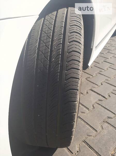 Седан Volkswagen Passat 2014 в Дніпрі фото 26 Седан Volkswagen Passat 2014 в Дніпрі