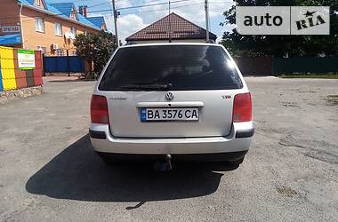 Универсал Volkswagen Passat 2000 в 