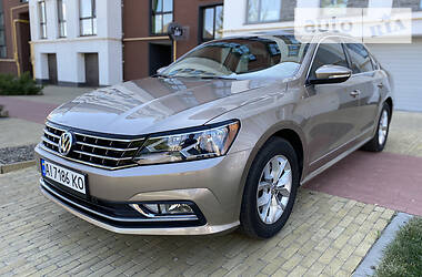 Седан Volkswagen Passat 2016 в 