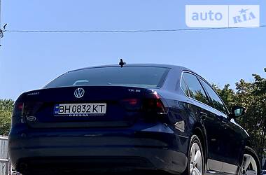 Седан Volkswagen Passat 2015 в 
