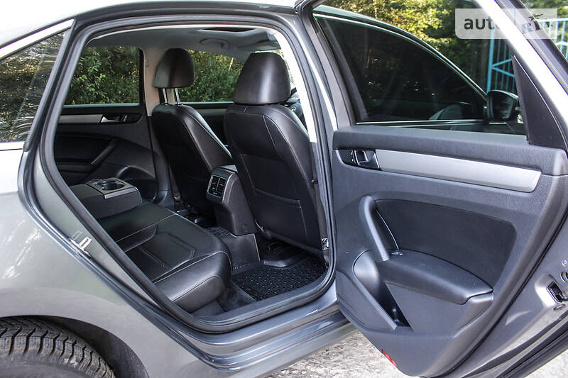 Седан Volkswagen Passat 2015 в Львові фото 32 Седан Volkswagen Passat 2015 в Львові