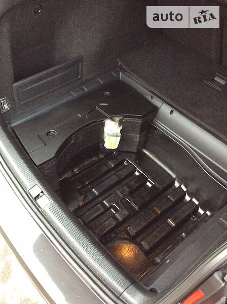 Універсал Volkswagen Passat 2010 в Києві