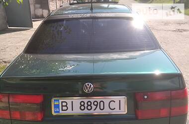 Седан Volkswagen Passat 1996 в Чутове